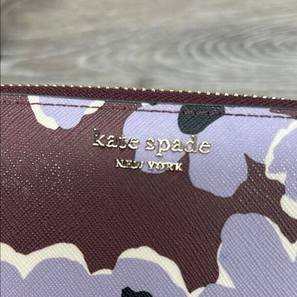4878-4 Kate Spade Lavender and Maroon Floral Wallet - Picture 7 of 12